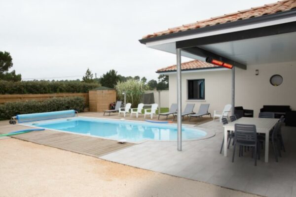 AmbeInfraredElectricHeaterRIR2000Sliminstalled.jpg AmbeInfraredElectricHeaterRIR2000Sliminstalled.jpg