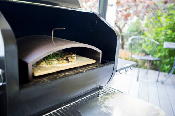 GMG-Pizza-Atachment-Lifestyle-Image.jpeg GMG-Pizza-Atachment-Lifestyle-Image.jpeg