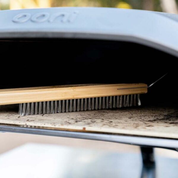 Ooni-Oven-Brush-brushing-an-oven-stone.jpeg Ooni-Oven-Brush-brushing-an-oven-stone.jpeg
