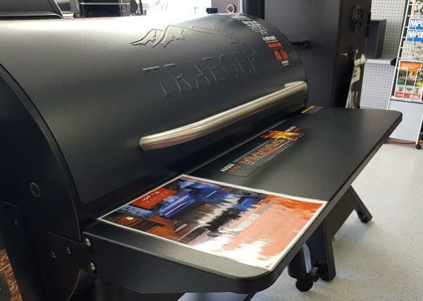 TraegerShelvesfoldingshelfout.jpg TraegerShelvesfoldingshelfout.jpg